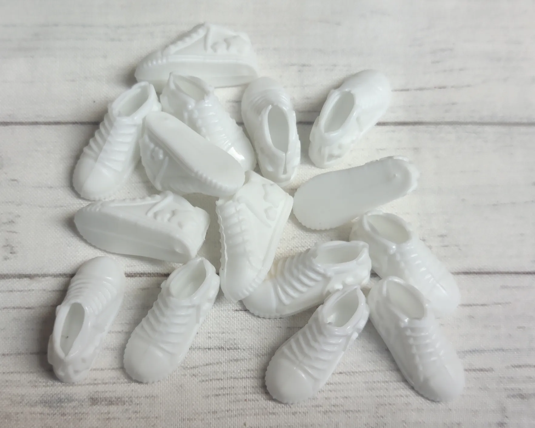 10 pairs White Fashion Doll Tennis Shoes