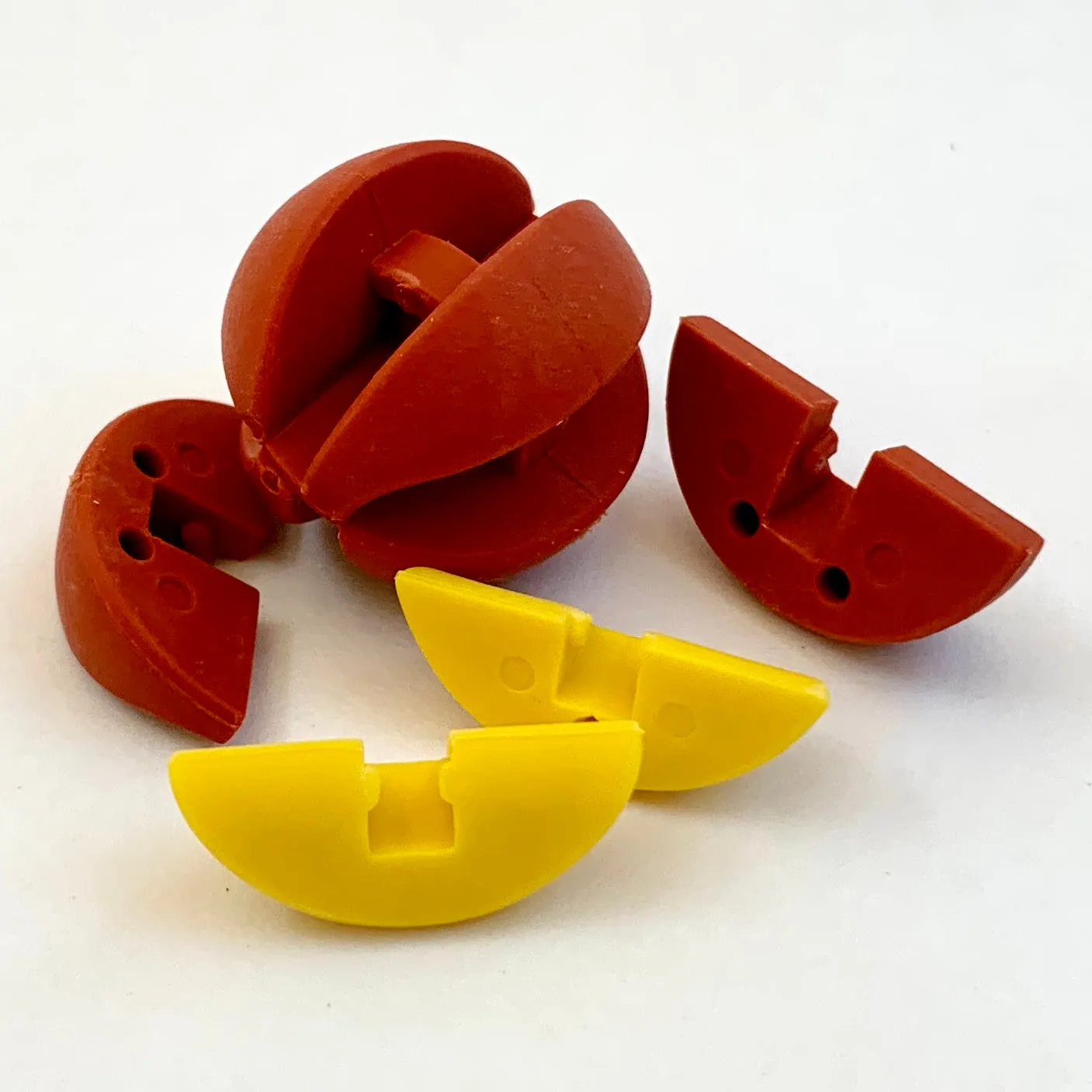 38283 IWAKO SPORTS ERASERS-7 ERASERS