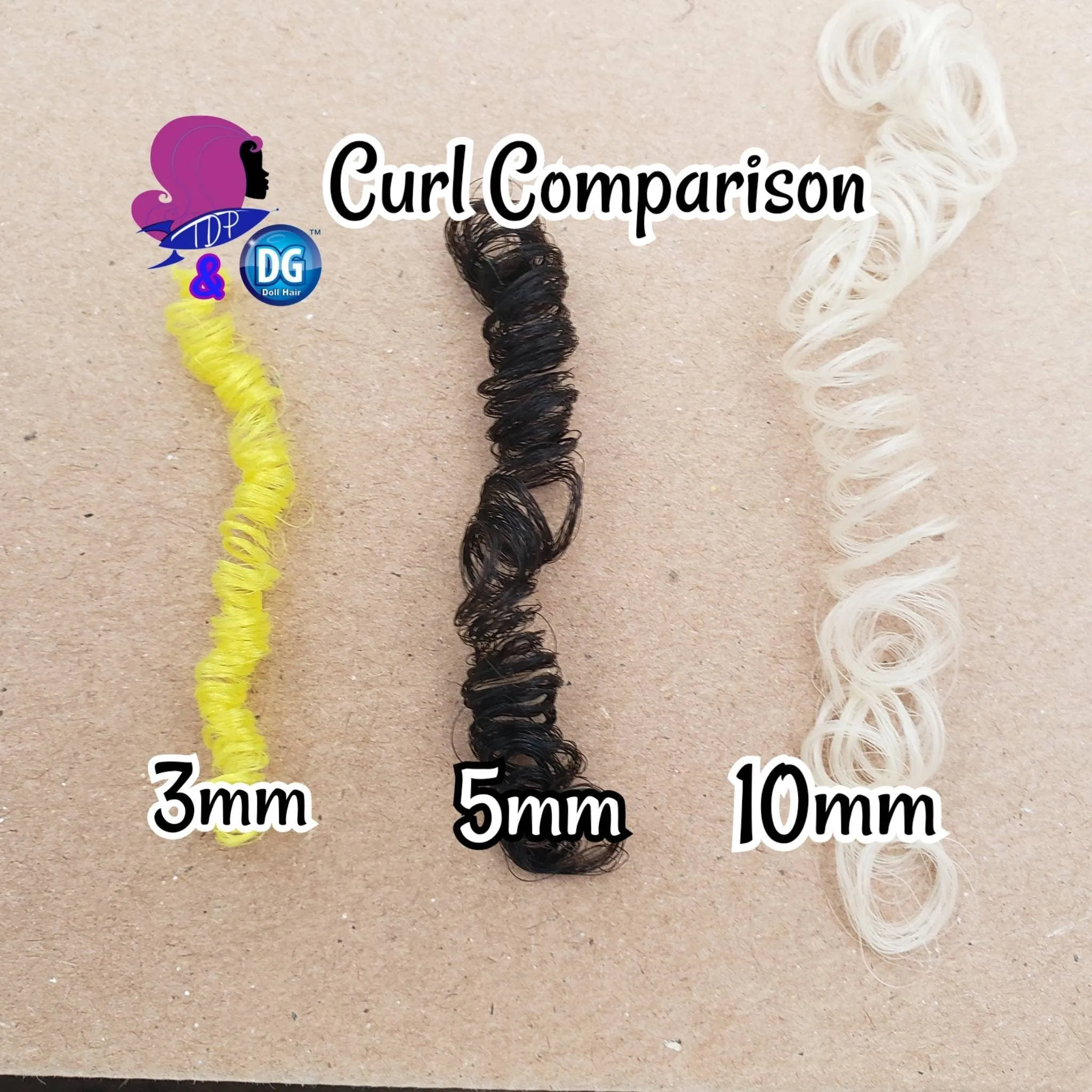 DG Curly Nylon Gardenia 20mm N016DM 1oz/28g 36in/92cm white Doll Hair