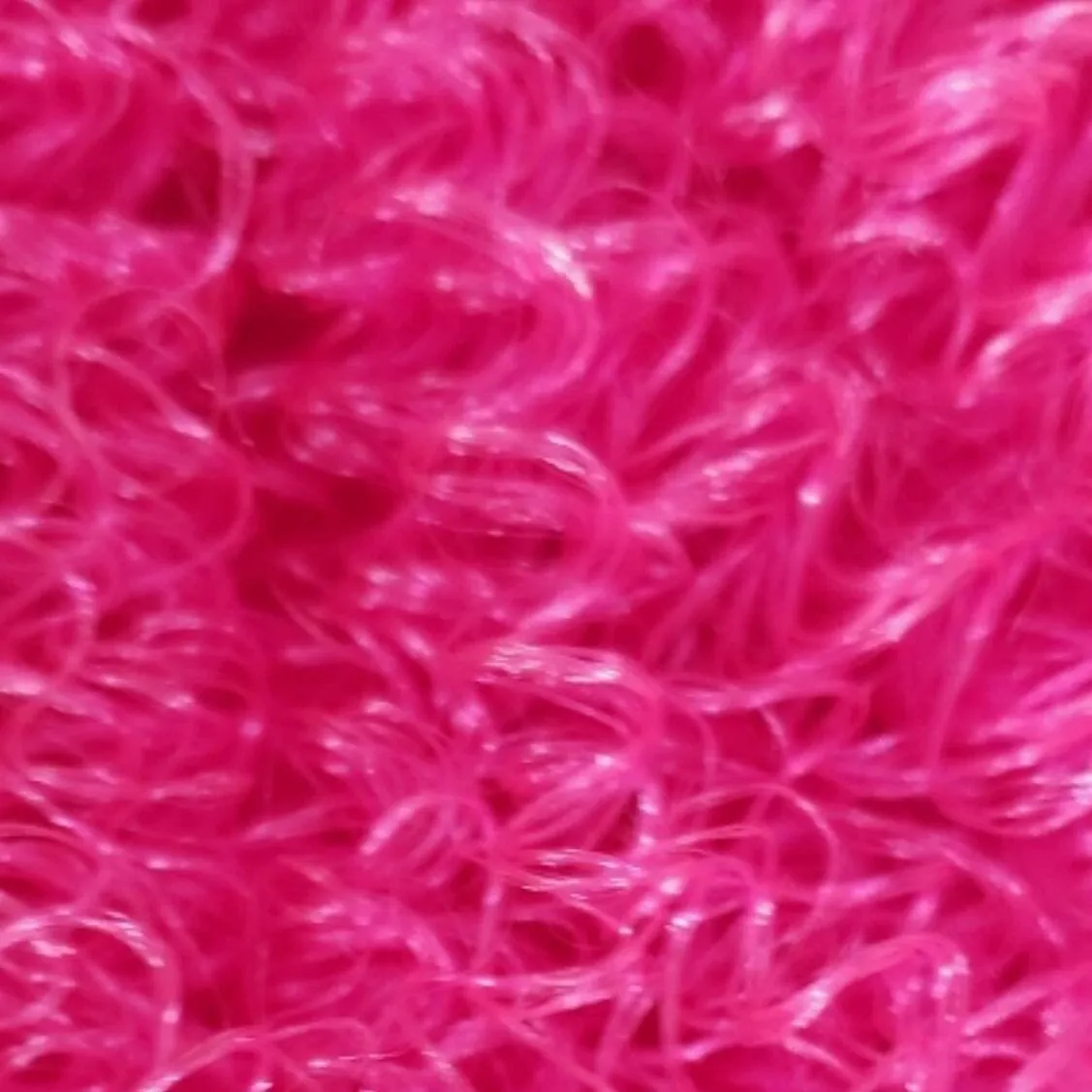 DG Curly Nylon Shimmer Shine Vibrant Pink Shimmer YN1425A 12mm 1oz/28g 36in/92cm Doll Hair