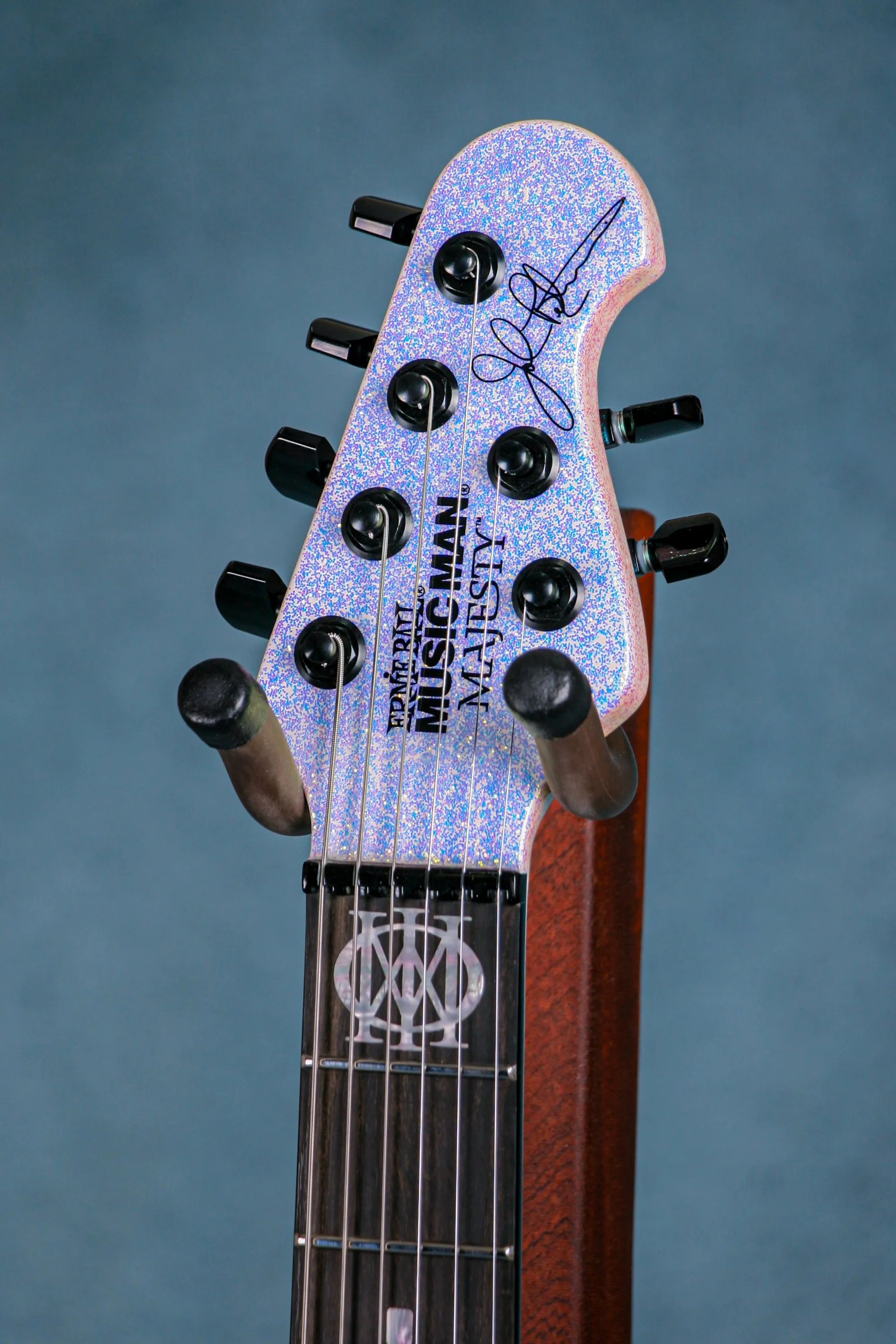 Ernie Ball Music Man Majesty Electric Guitar - Her Majestys Request - M08714
